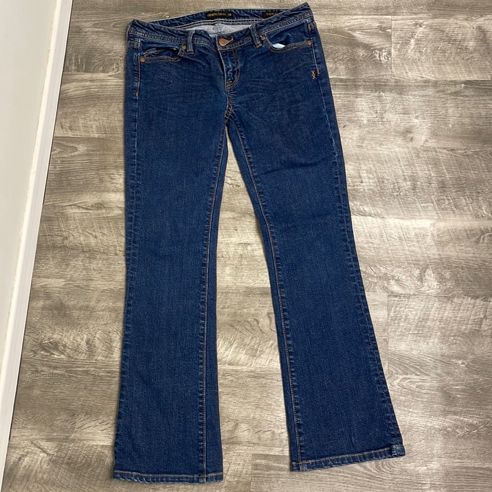 Designer jeans by Saks Genetic denims 28 waist bootcut
